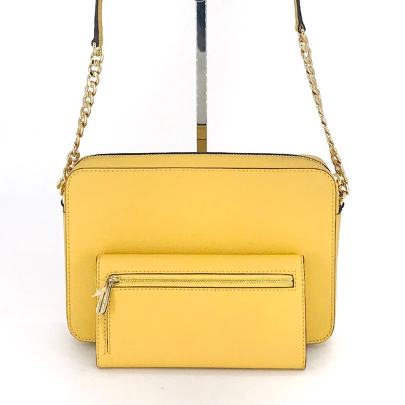 Michael Kors Jet Set Crossbody Bag Wallet Set - Picture 4 of 8